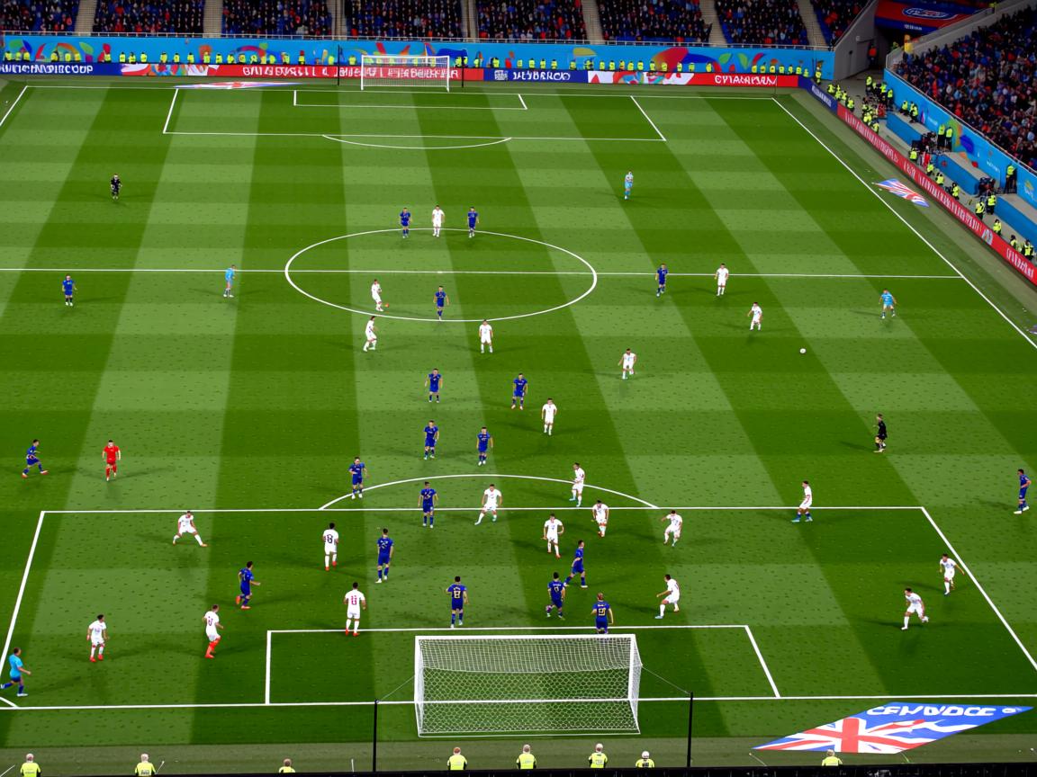 爱游戏体育app-拜仁边路强攻压迫博卡两翼，拜仁太强